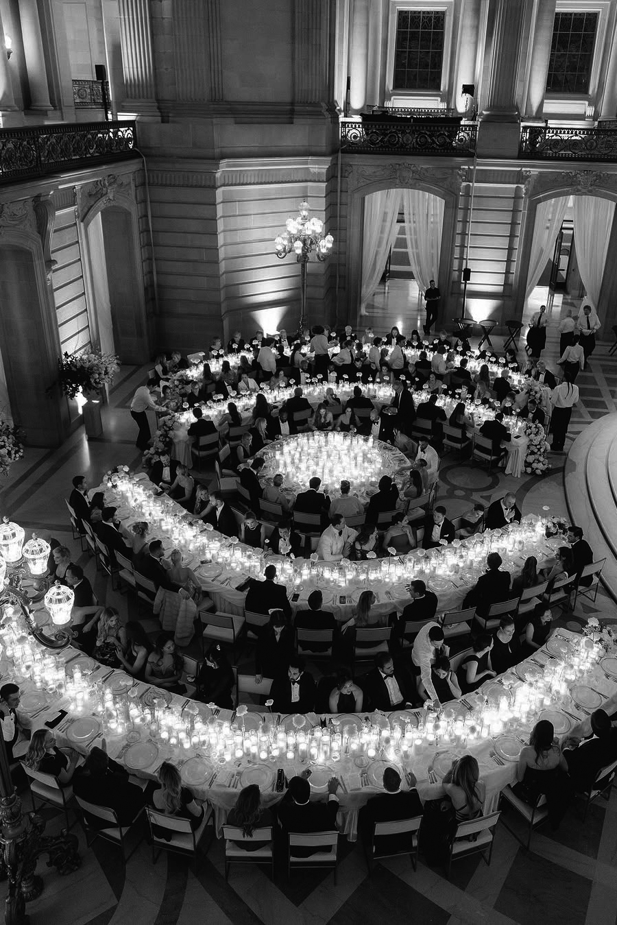 how much does a wedding planner cost